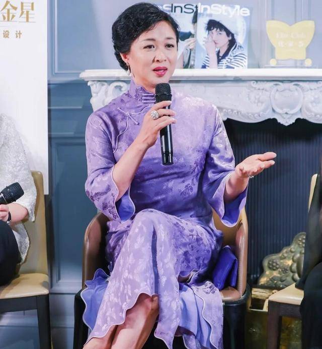 金星身材宽大"旗袍硬穿",效果太惊艳了,曲线玲珑婀娜多姿_时尚_设计