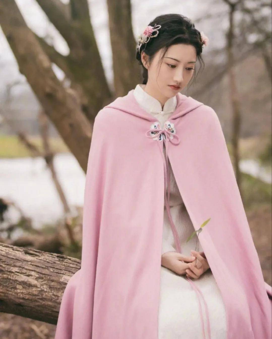 上期很多小伙伴说《东宫》里面的景很美,这期来看看《司藤》里的美景