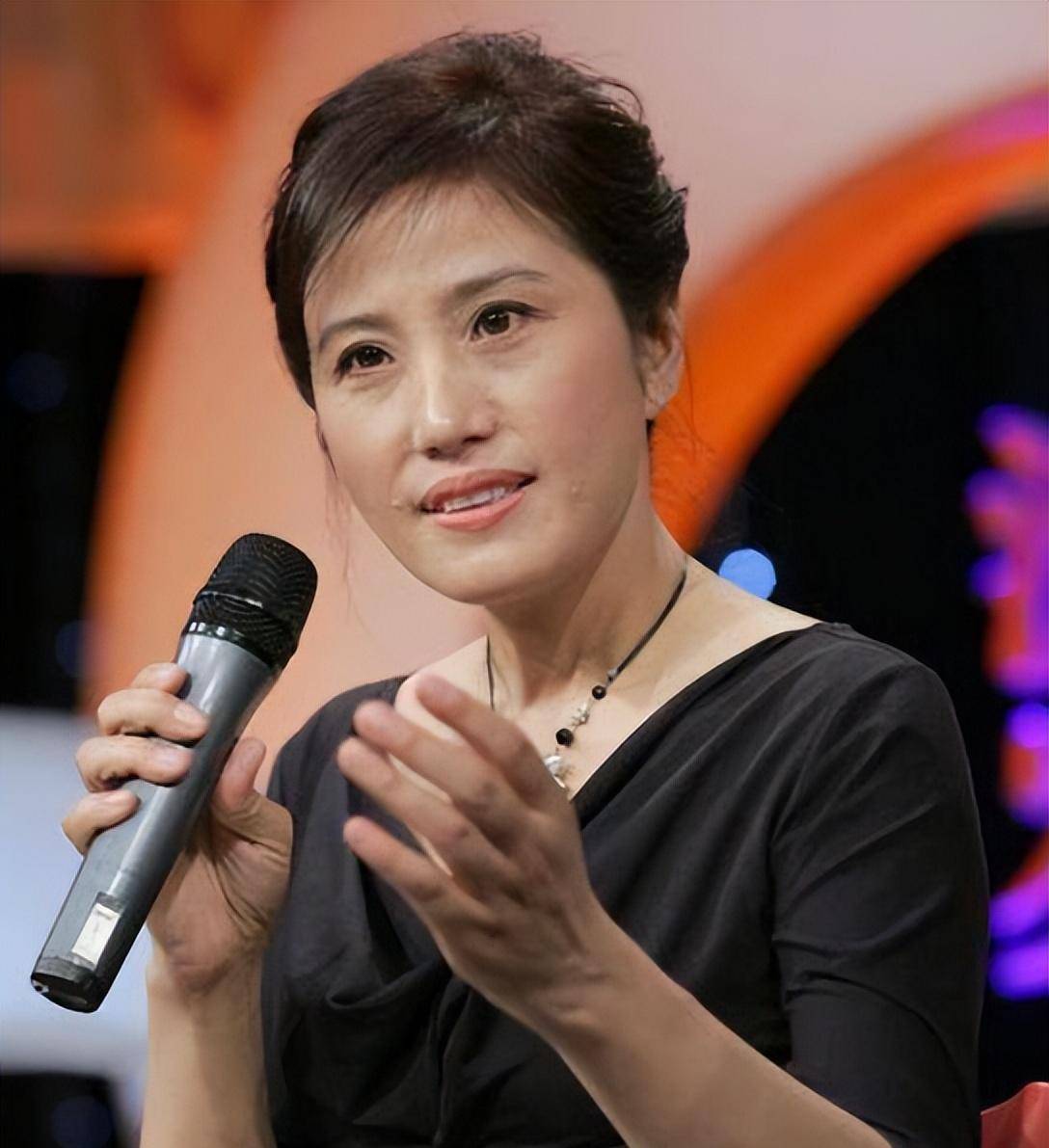 吴玉华:不接受前夫丁克,二婚嫁莫大风,婚后生一儿一女幸福美满_汪俊