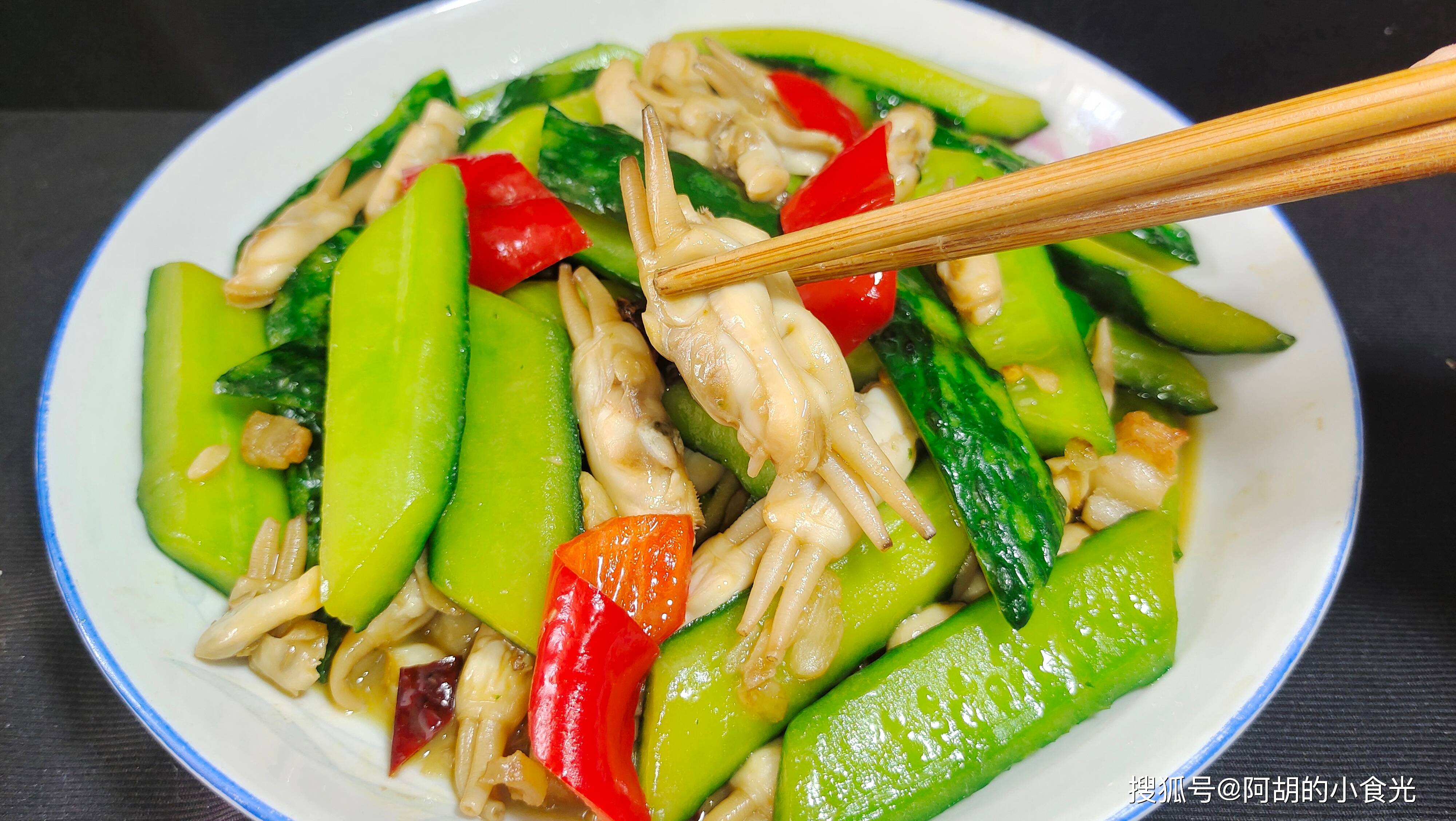 炒一炒出锅,好鲜美好营养,没米饭也能吃3盘_蛏子_阿胡_备用