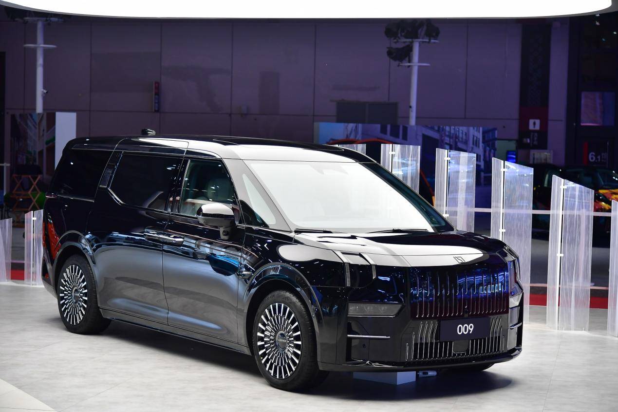 极氪公布最新交付数据,4月交付新车8101台,同比增长279%_搜狐汽车_搜狐网