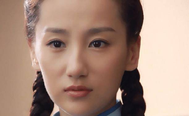 给人的感觉很柔弱的高洋,还是一个东北姑娘,曾经学习过舞蹈_表演_时候