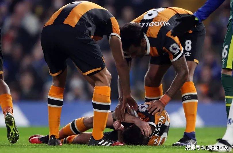 险些命丧绿茵,颅骨镶嵌一堆钢铁_瑞安·梅森_比赛_机会