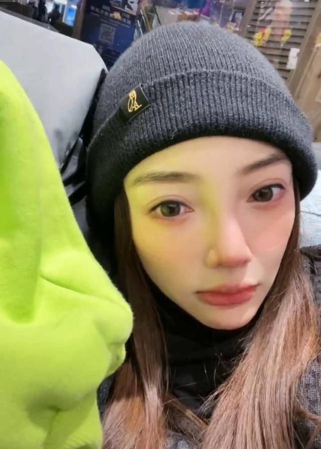 39岁李小璐近照曝光,大眼无辜嘴唇丰满,网友:网红界一姐_变化_视频