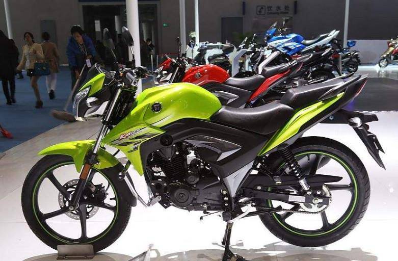 号称"性能小钢炮"街车,性能不输150cc车型,售8890元_搜狐汽车_搜狐网