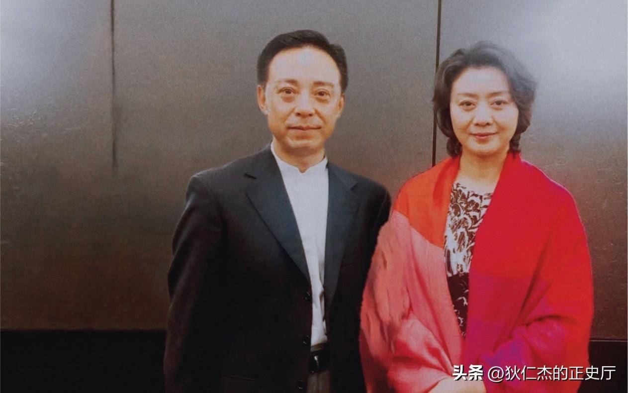 "京剧第一美人"李胜素四个绯闻老公竟没一个真!