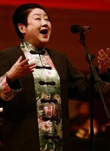 京剧大师程砚秋和二代李世济都改革过,一个失败一个几乎毁了程派_艺术