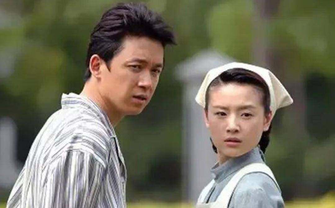 2005年董洁与潘粤明合拍电视剧.