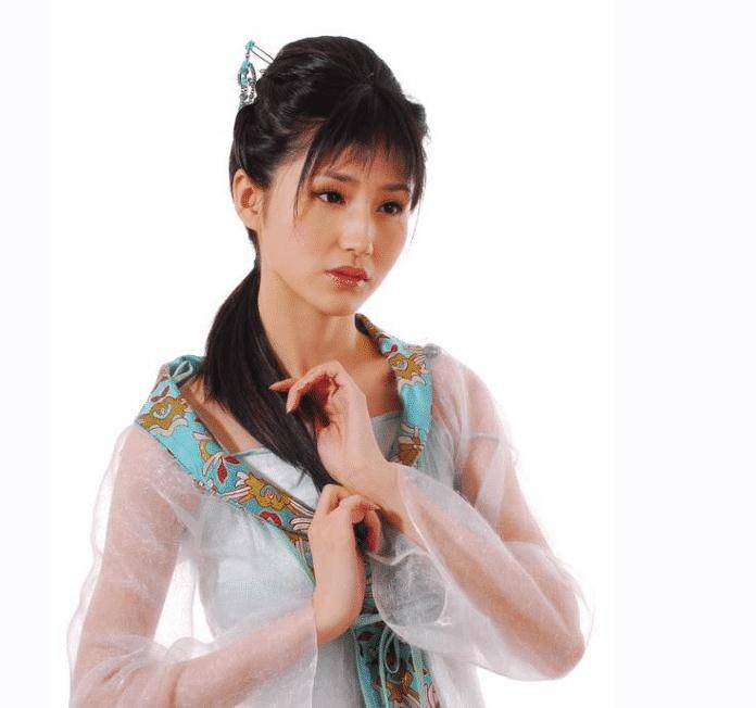 港圈3d女星,曾是"东方第一美女",同期票房力压《阿凡达》