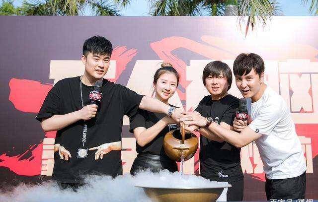 接不到代言,只是靠演戏挣片酬,除了交税,给自己的助理,经纪人发工资