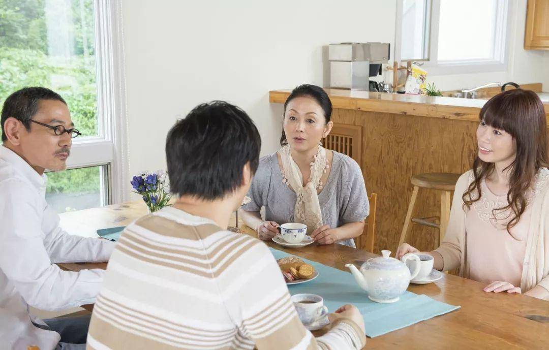 儿女双全好吗？等子女长大后才发现：全的是父母，牺牲的是女儿（儿女双全是一种什么体验）
