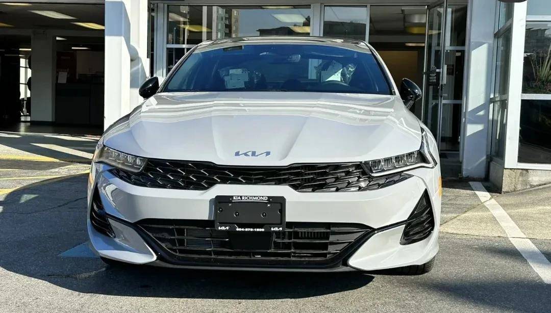 2023款起亚k5,高颜值与优秀性能的完美结合,成为年轻人的最爱!