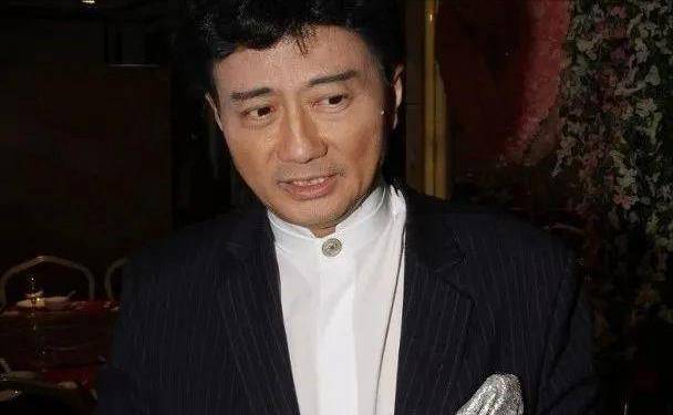 定男主吴刚:遭李连杰截胡后,转战商场欠下巨额债务_功夫片_动作_香港