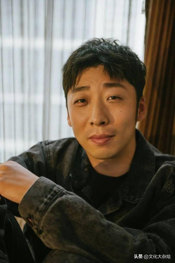 新剧同期开播,白玉兰导演刘进又给高亚麟上了一课!_角色_因为_作品