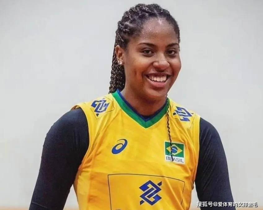 洛伦内二传:马克里斯副攻:卡罗尔,迪亚娜主攻:安娜,贝格曼巴西女排的