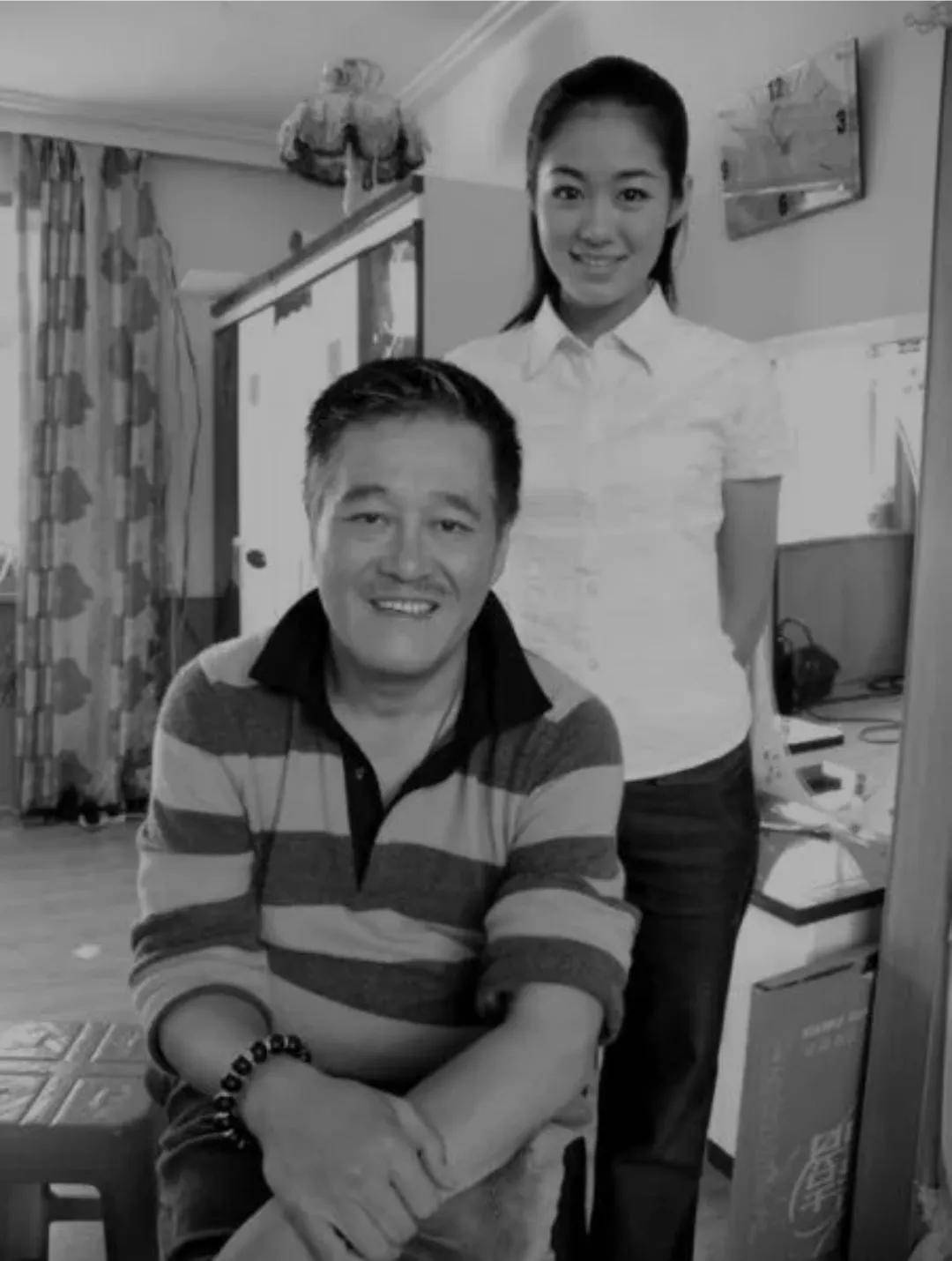 炫富,开帕拉梅拉接娃放学,网友调侃后被霸气回怼_毕畅_隋宏洋_孩子