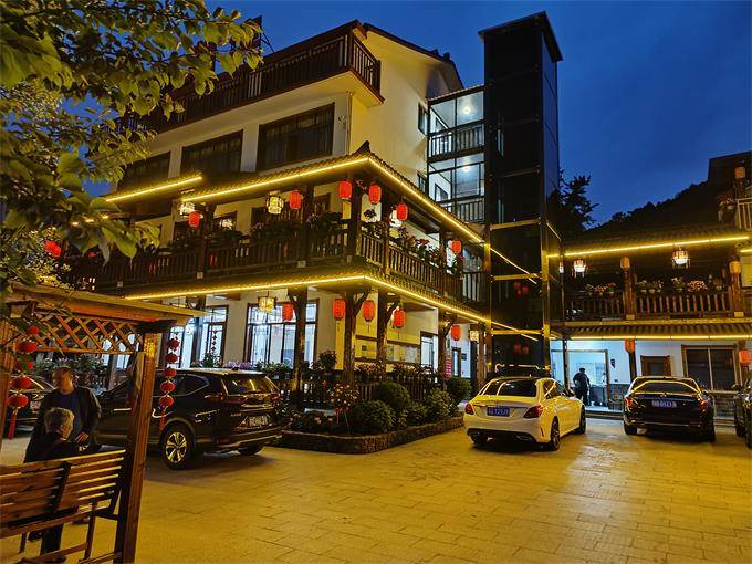 浙江湖州长兴湖滨精品民宿,位于顾渚山风景区水库旁100米,三星级农家