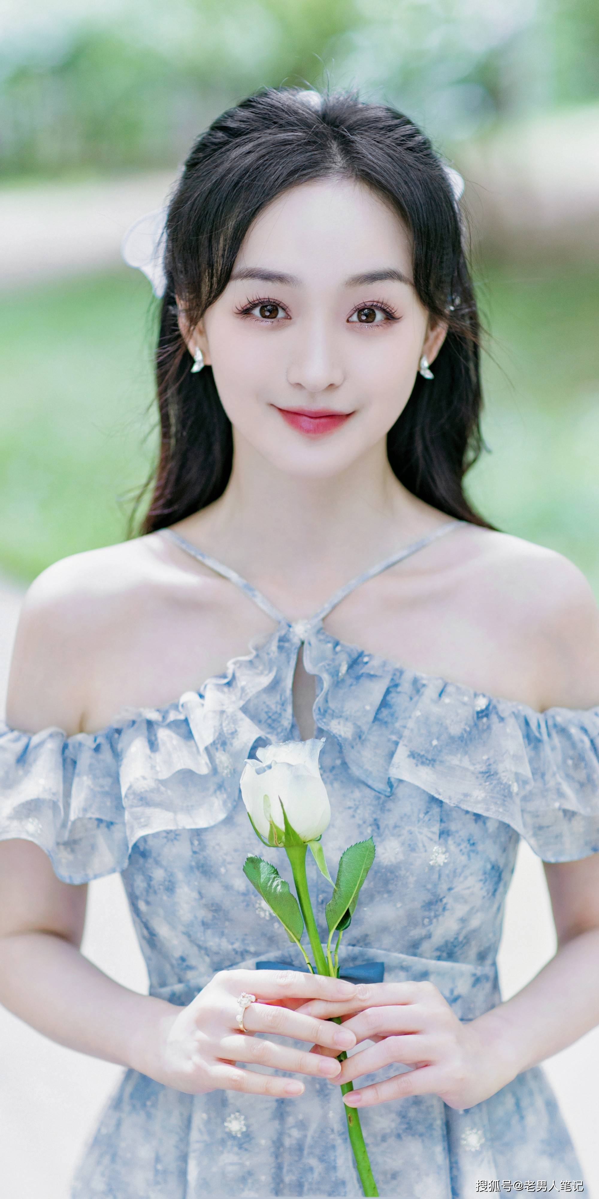 何泓姗营业美照上新,王者荣耀女装首秀,仙气十足如少女_造型_姐姐