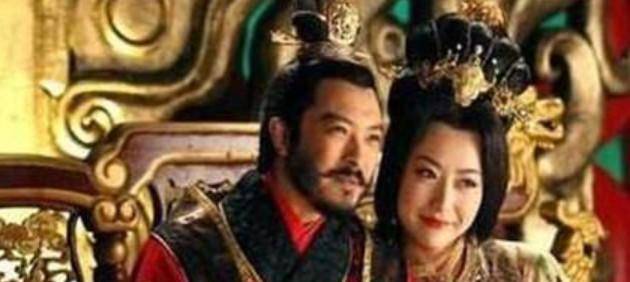 儿子为国征战,老爹却在家召唤儿媳,最后被亲儿子所杀