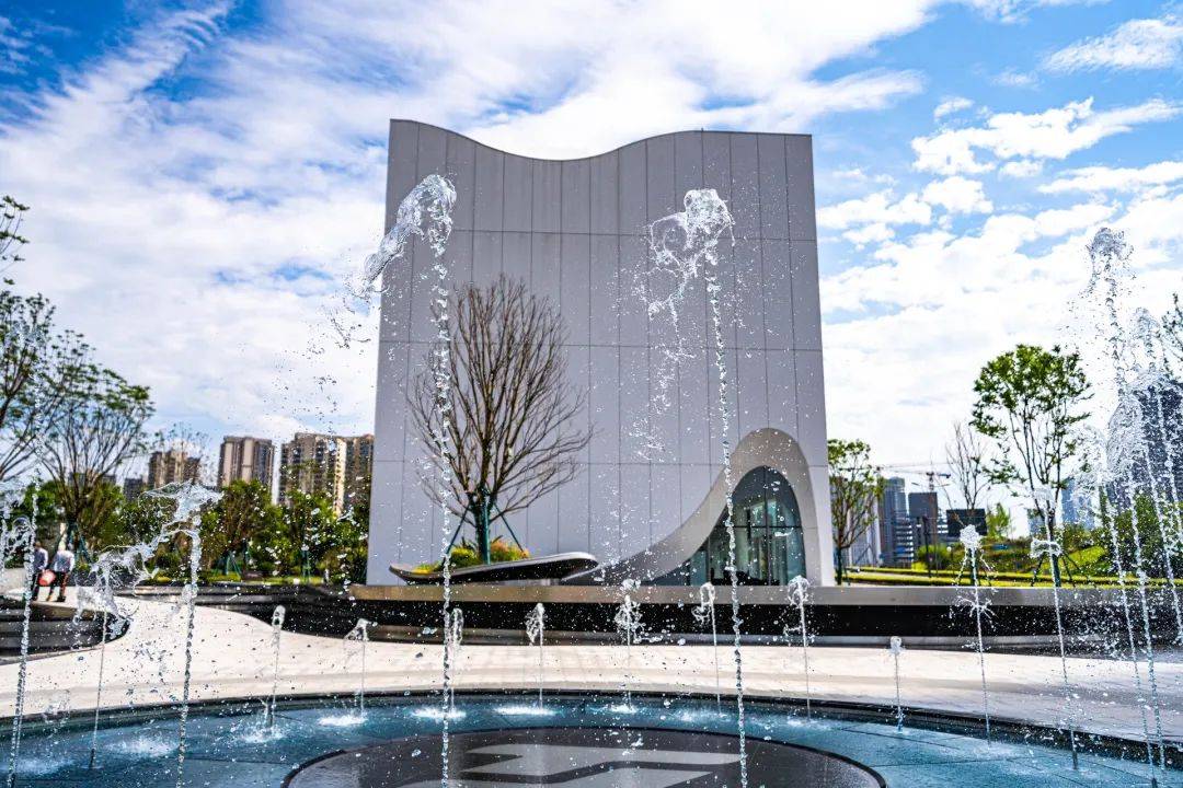成都天投作品:天府公园未来城营销中心【幻方】实景图建面约143-361