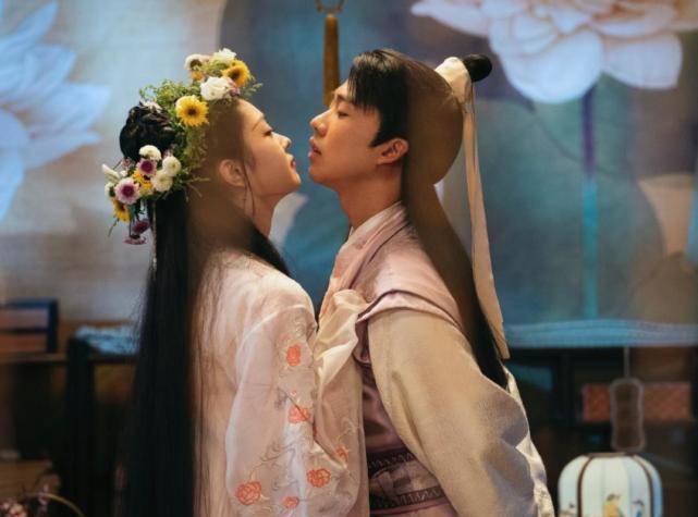 时候,并不讨人喜欢,主要是因为作者本身的原因,还有就是宋轶和郭麒麟