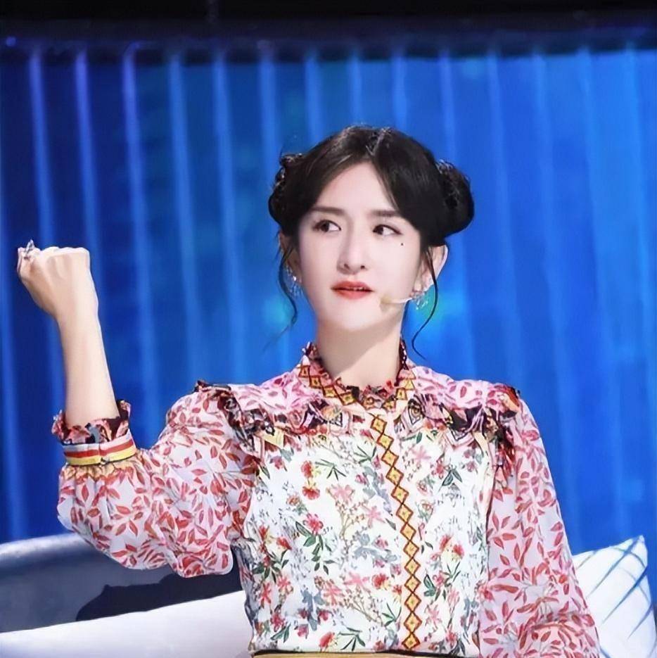 "不可一世"的谢娜,为何走到了今天这步田地?_李小冉_节目_表演