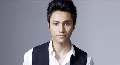 "不老男神"陈坤:儿子都18岁了,谁能看得出来_孩子_眼神_少年