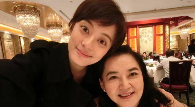 "霸王花"胡慧中近况太坎坷!