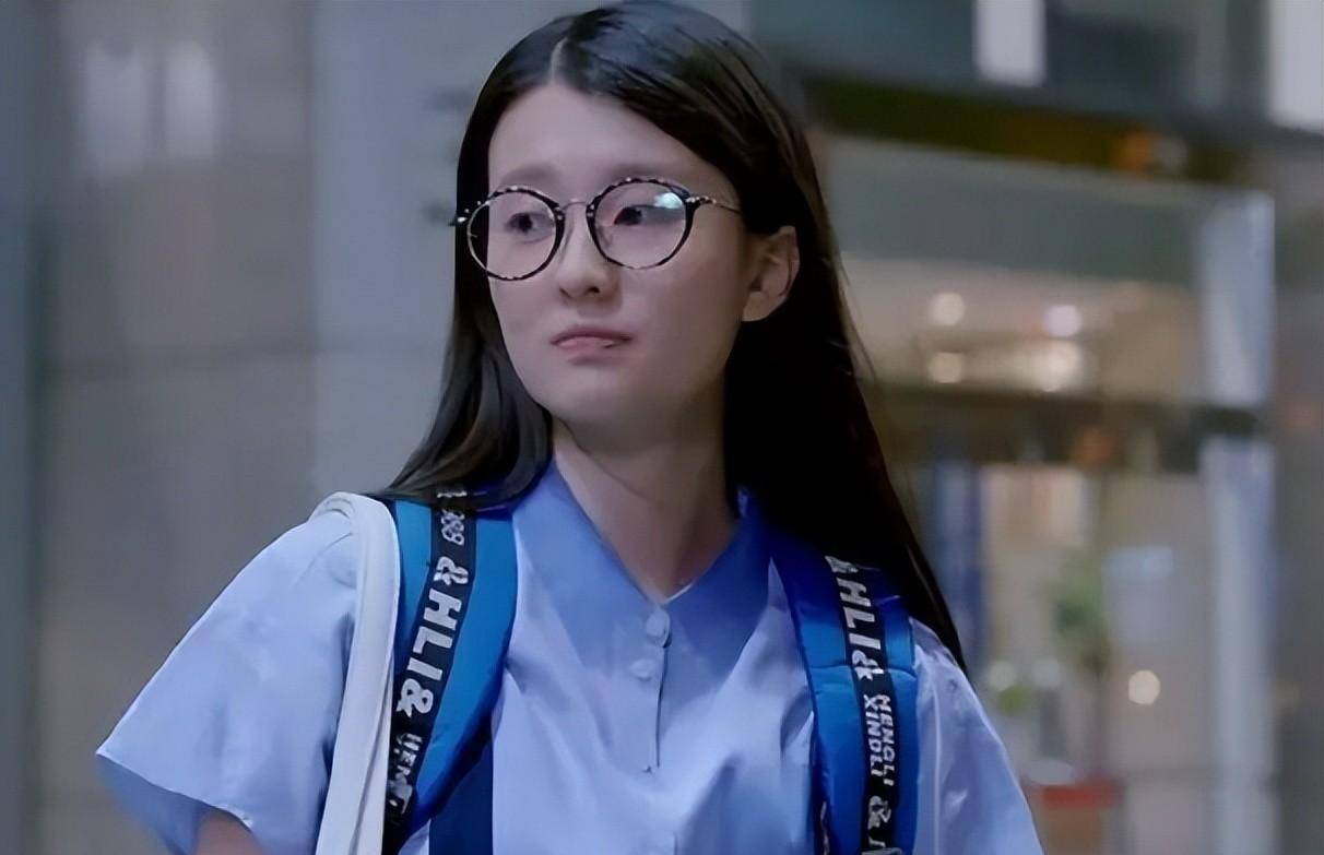 "欢乐颂五美"6年后发展迥异:王子文爱得卑微,蒋欣无缘一线?