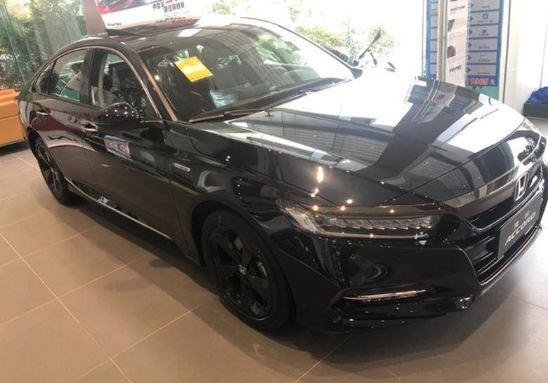 本田雅阁特别版已到店,全新星空蓝涂装配黑化轮毂,视觉效果增强_搜狐