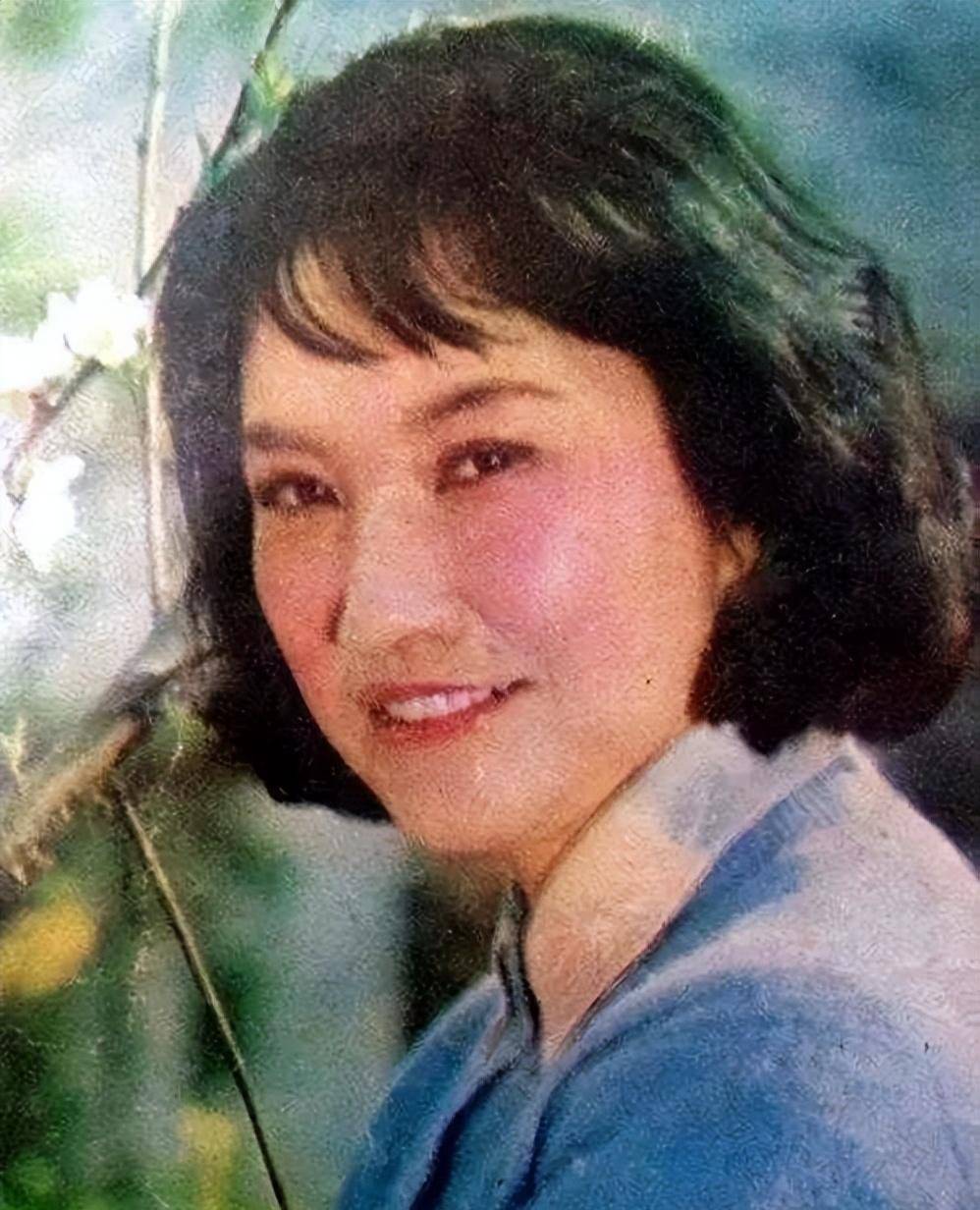 祝希娟:出演"吴琼花"一夜成名,一儿一女,晚年坚持住在养老院_表演