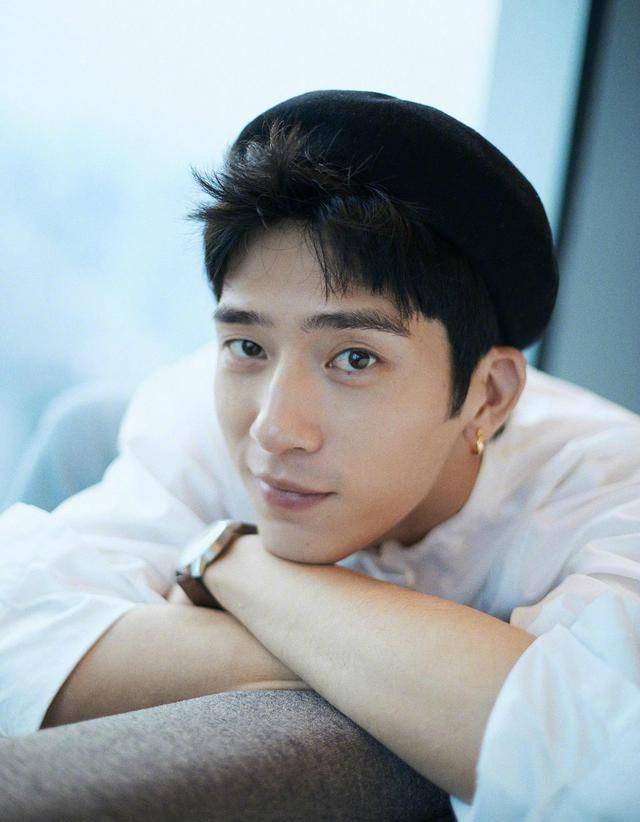 "泪痣才是灵魂"的中日韩男星,小小一颗痣,对气质加成有多大?