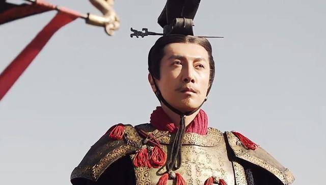 张鲁一未播先火,在预告中,张大哥的秦始皇,不管是穿黑色龙袍,亦或是一