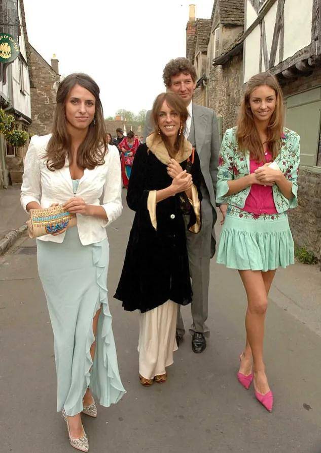 威廉绯闻情人超前卫:穿时尚见首相,19岁恋42岁侯爵挺大肚结婚_罗斯