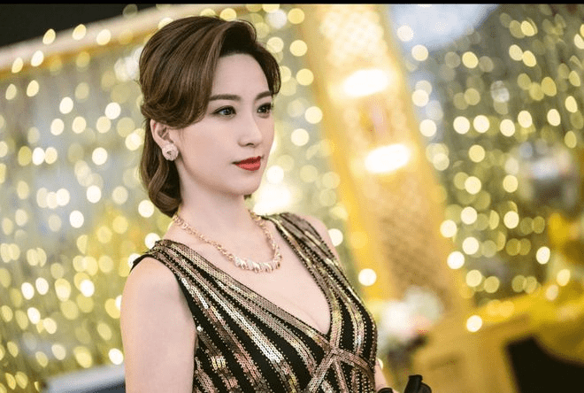 tvb最新港剧《一舞倾城》开播,女性角色魅力满满_陈法蓉_剧中_姚子羚