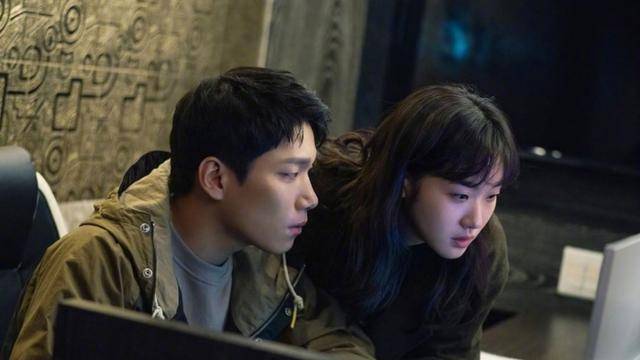 《theking》:李敏镐退伍后的新剧,豆瓣评分下降,这是为何?