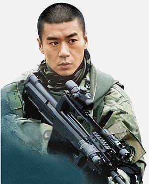 2011年,在青春军旅剧《我是特种兵》饰演班长郑三炮;同年,在《我是