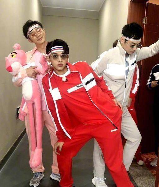 但脸已中年模样_朱亚文_霍思燕_妈妈