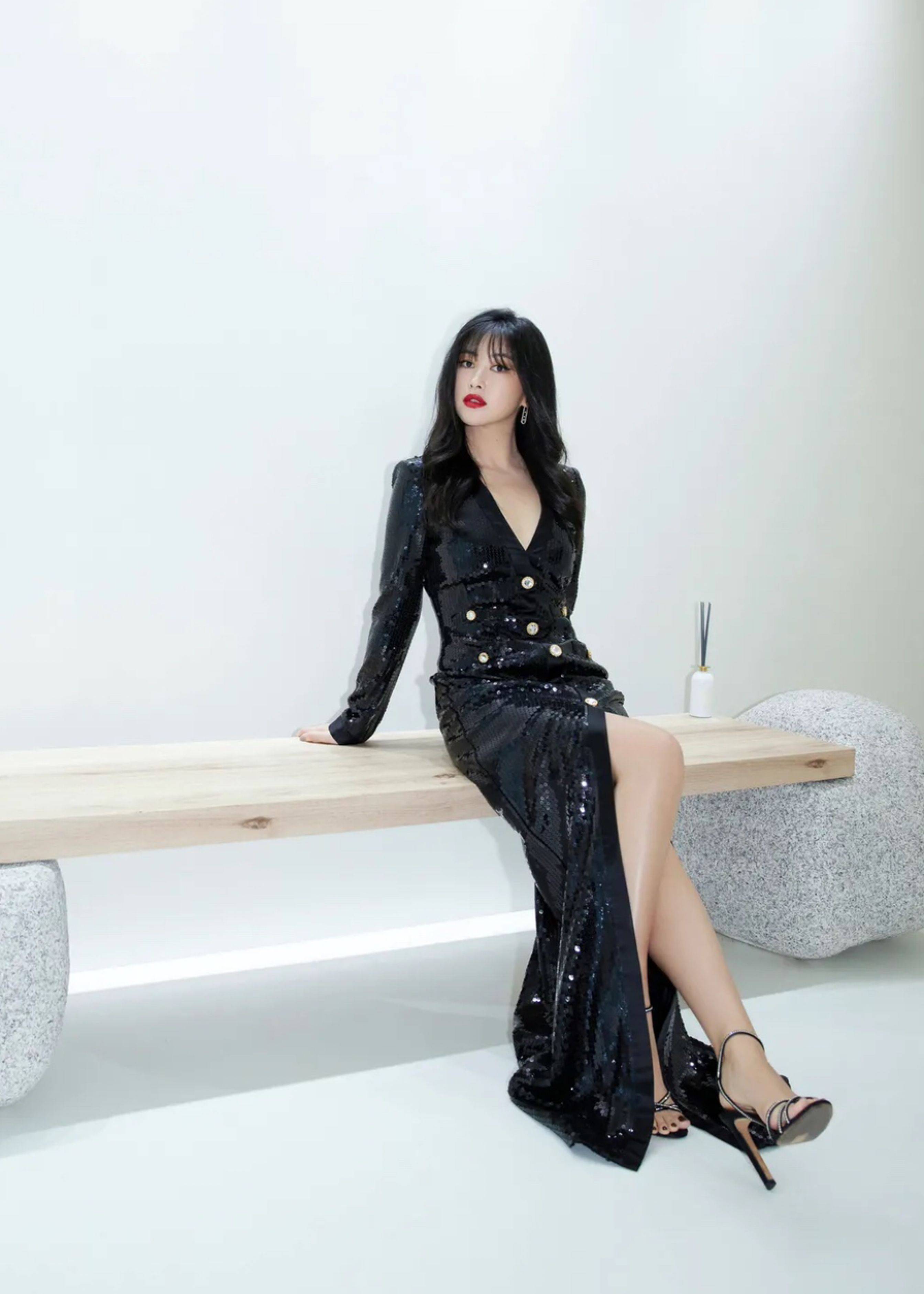 女人过了40岁,别硬凹少女风了!学朱珠的"熟女风"更高级耐看_服装_中年