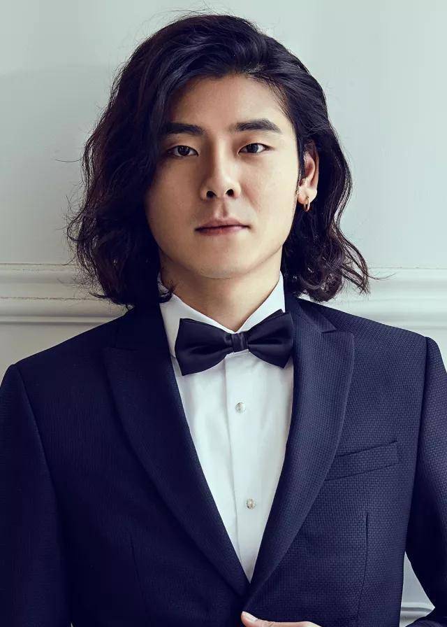 《亲爱的小孩》肖旭:戏里变暖男圈粉,戏外感情甜蜜,曾网上求职_生活