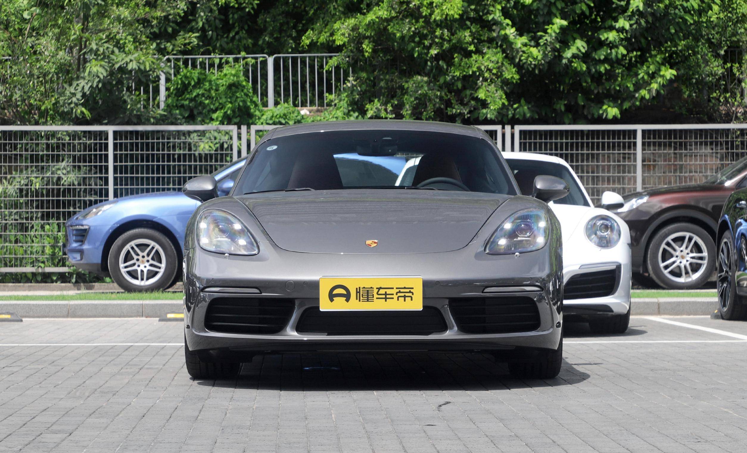 保时捷718:硬顶跑车!中置后驱!配350马力!谁的首选?_搜狐汽车_搜狐网