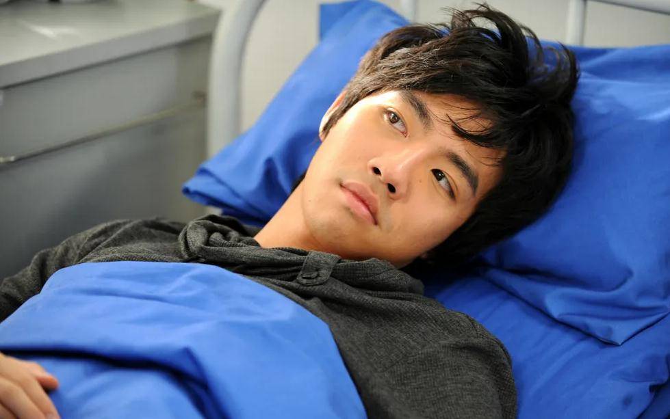 大好年华拍戏毁容,从玉面小生到演技派,俞灏明穿过命运的暴风雨_公司