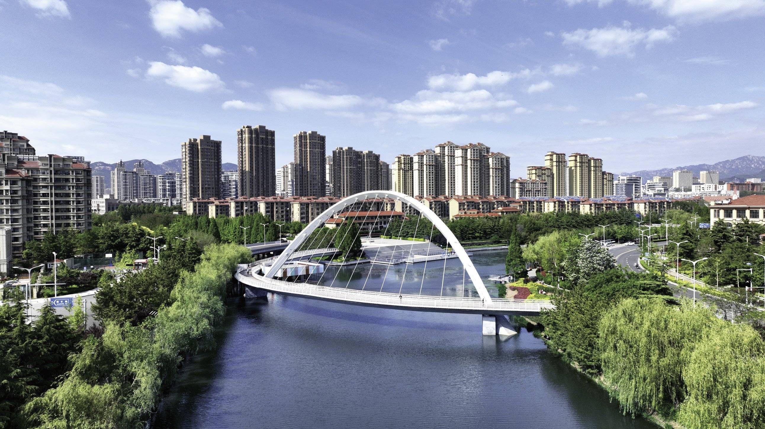 昆仑天麓湾媒体点映会:实体示范区抢先看,久违青岛河岸洋房!_产品_项