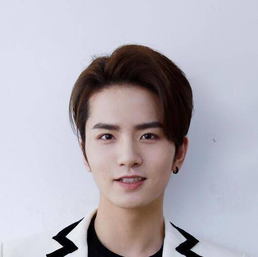 《长安少年行》即将上映,四帅哥齐上阵,网友:看到女主追定了_吴希泽