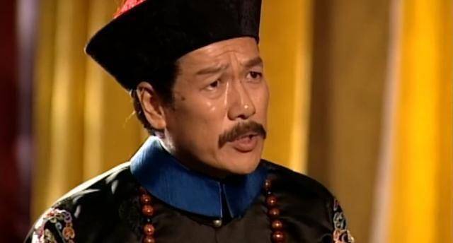 自从鳌拜被关在康亲王王府,每天不住地大声咒骂,王爷是一天好觉都没睡