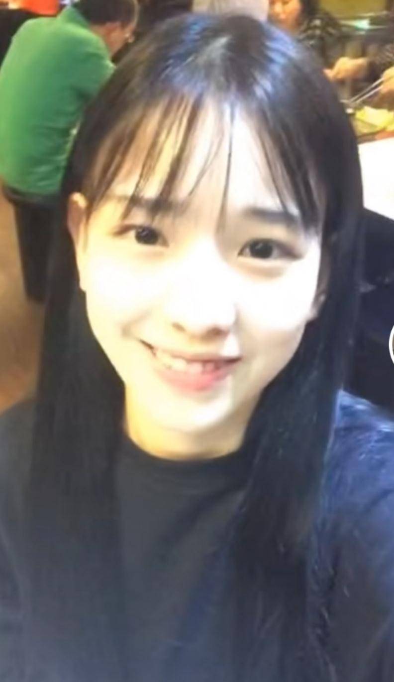 孙一宁六年前旧照曝光,16岁的她清纯可爱,怪不得王思聪甘愿做舔狗