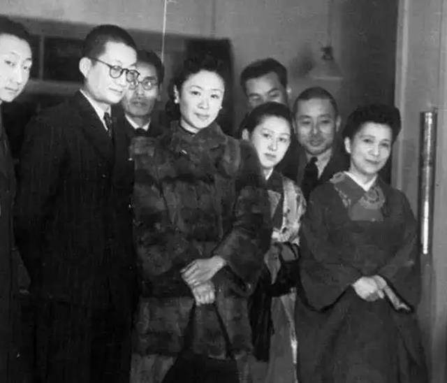 大清灭亡后,7位末代格格都嫁给了谁?都过着怎样的生活?