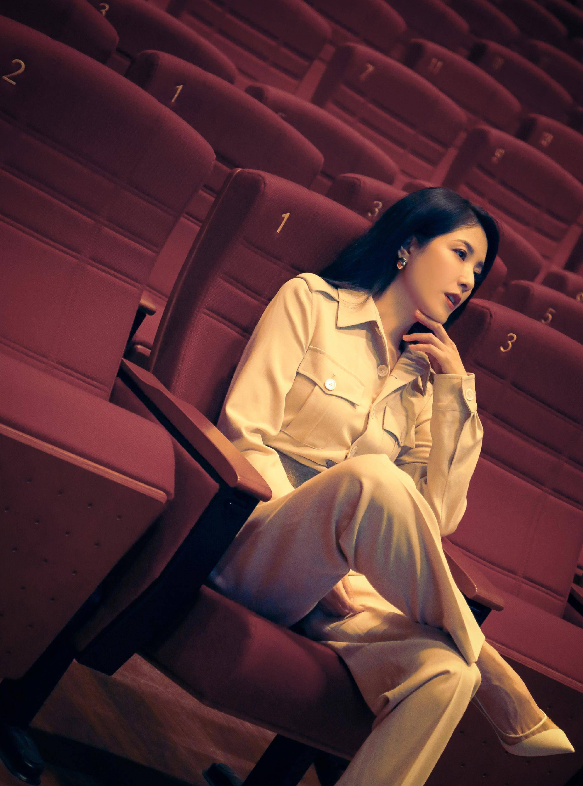 曾黎_娱乐_明星