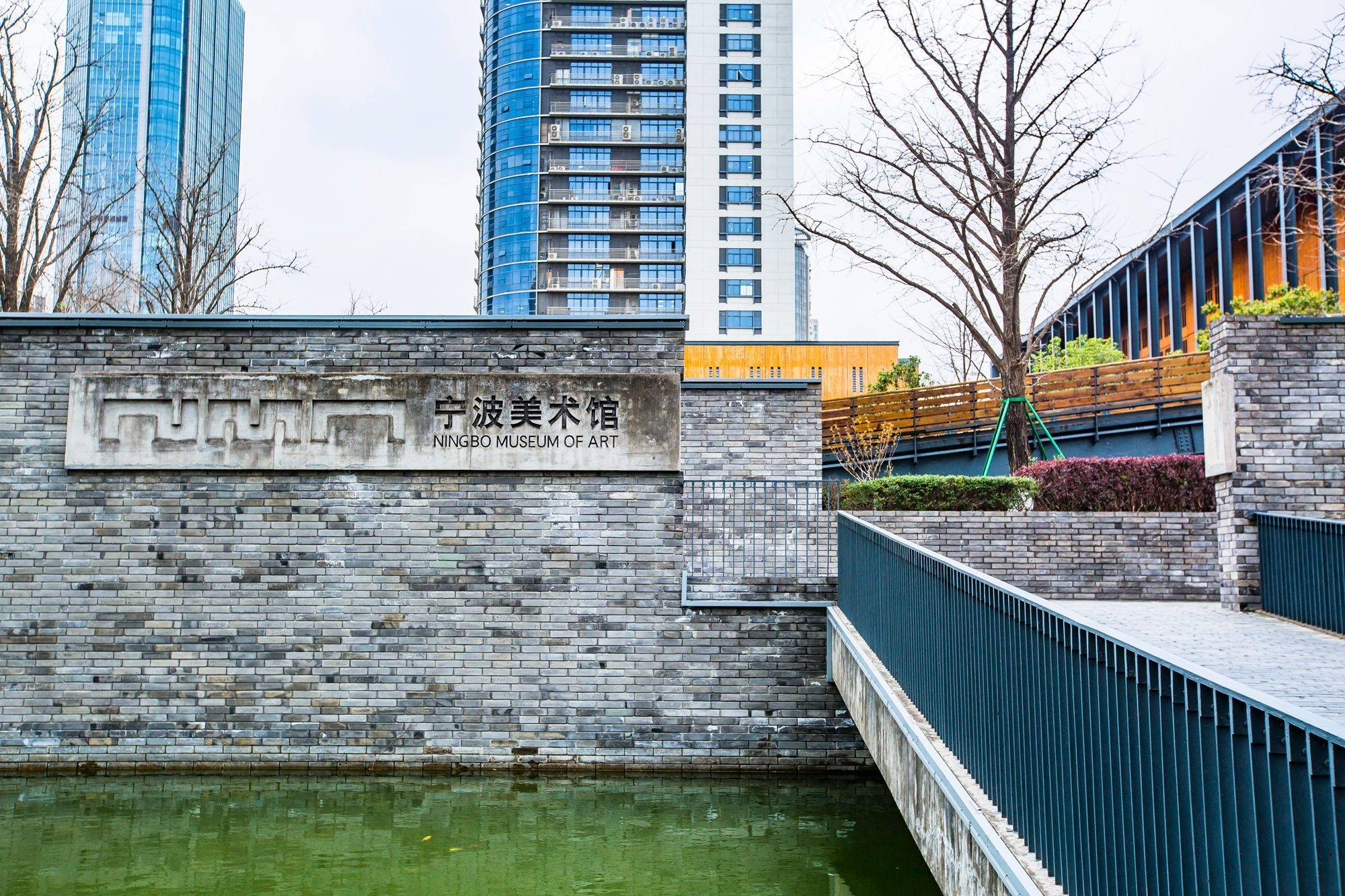 宁波美术馆,设计充满自由和开放,成为了游客喜爱的艺术打卡地_浦江_带