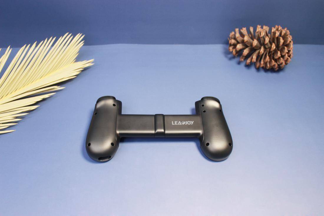 机械按键,手感出色,苹果专用的游戏手柄LEADJOY M1B